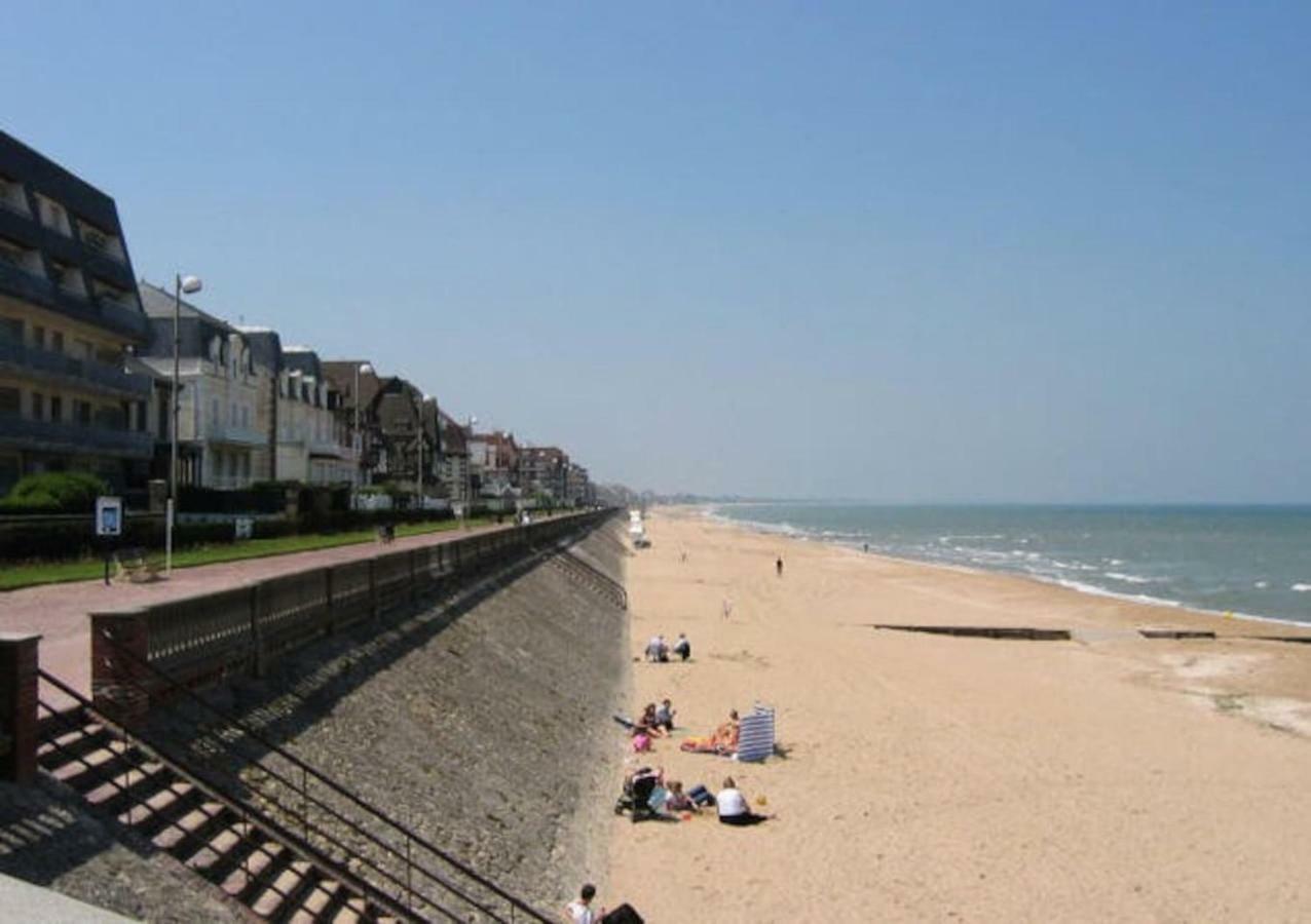 Charmant 2 pièces à 500 m des plages et du centre Cabourg Exterior foto